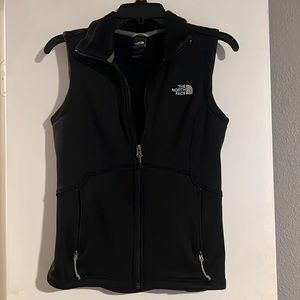 North face vest. Fleece lined.